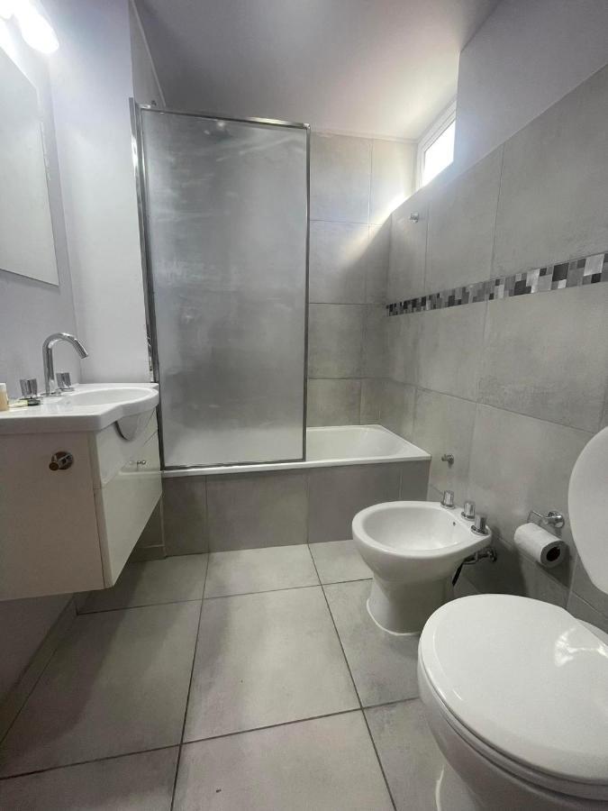 Departamento Por Dia Para 4 Personas Con Cochera Cubierta En Bahia Blanca Ngoại thất bức ảnh
